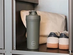 AYA&IDA shaker drikkeflaske tropical grøn 750ml